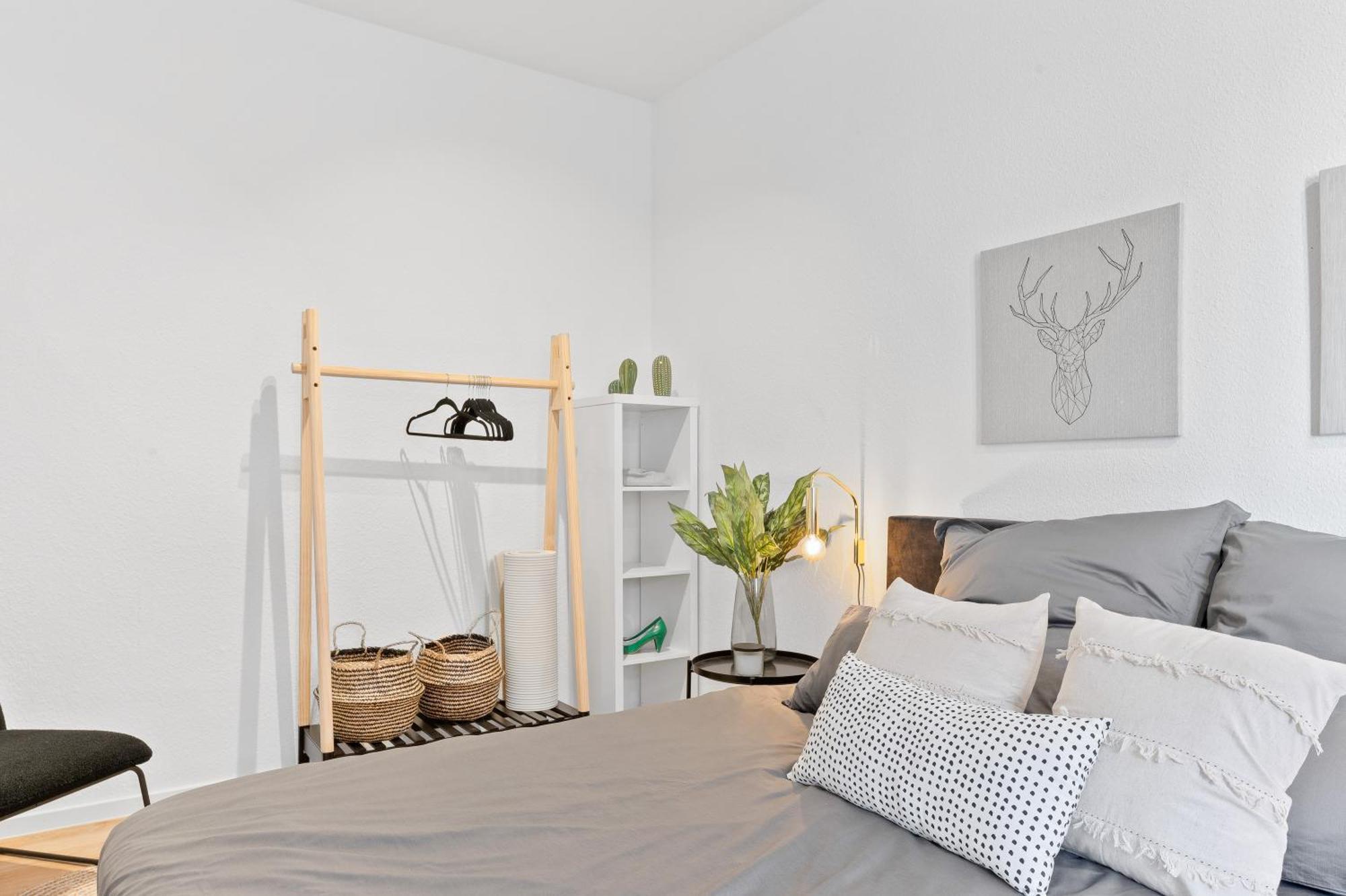 Helle Zentrumsnahe Familienfreundliche Ferienwohnung Fellbach Zewnętrze zdjęcie