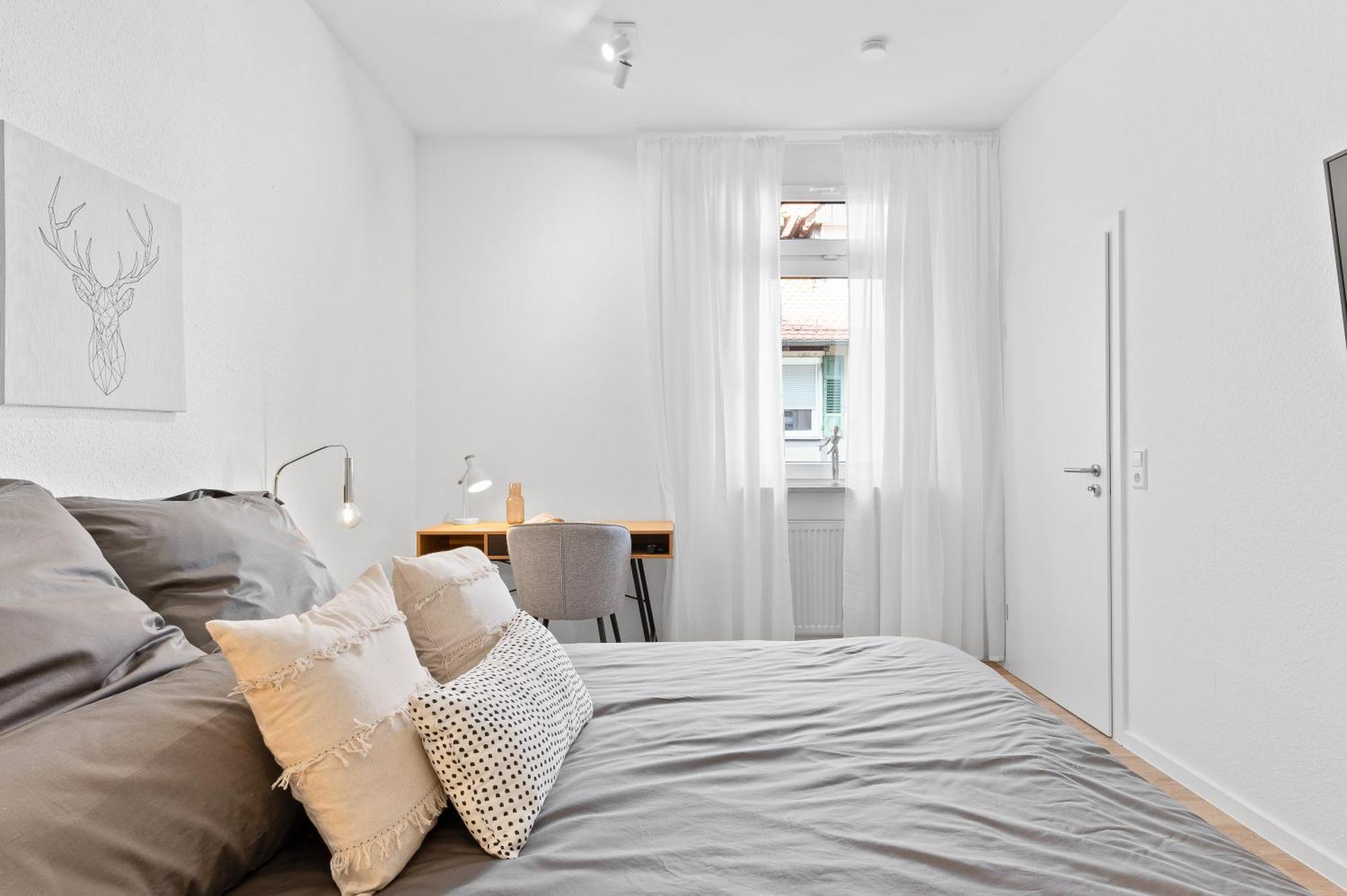 Helle Zentrumsnahe Familienfreundliche Ferienwohnung Fellbach Zewnętrze zdjęcie